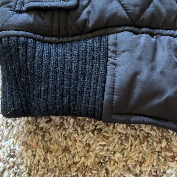 Womens vest - Picture 3 of 6